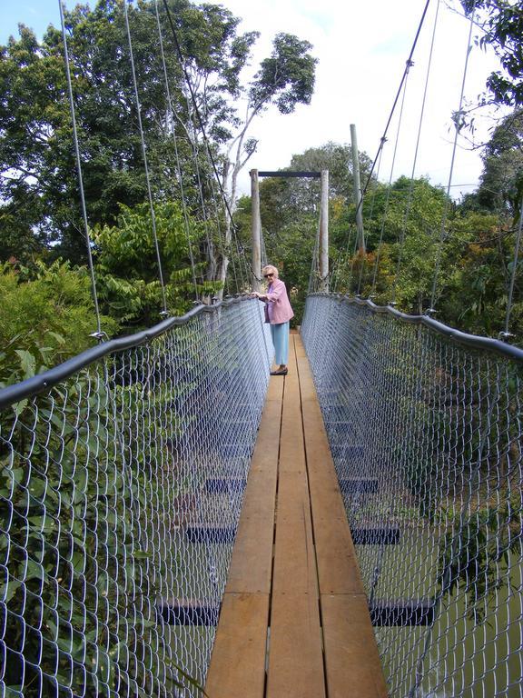 Lake Eacham Tourist Park & Cabins Εξωτερικό φωτογραφία
