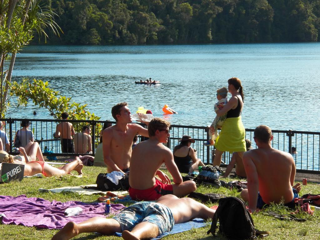 Lake Eacham Tourist Park & Cabins Εξωτερικό φωτογραφία