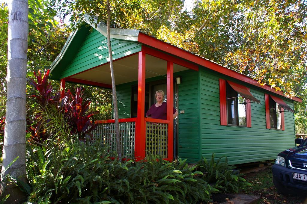 Lake Eacham Tourist Park & Cabins Δωμάτιο φωτογραφία