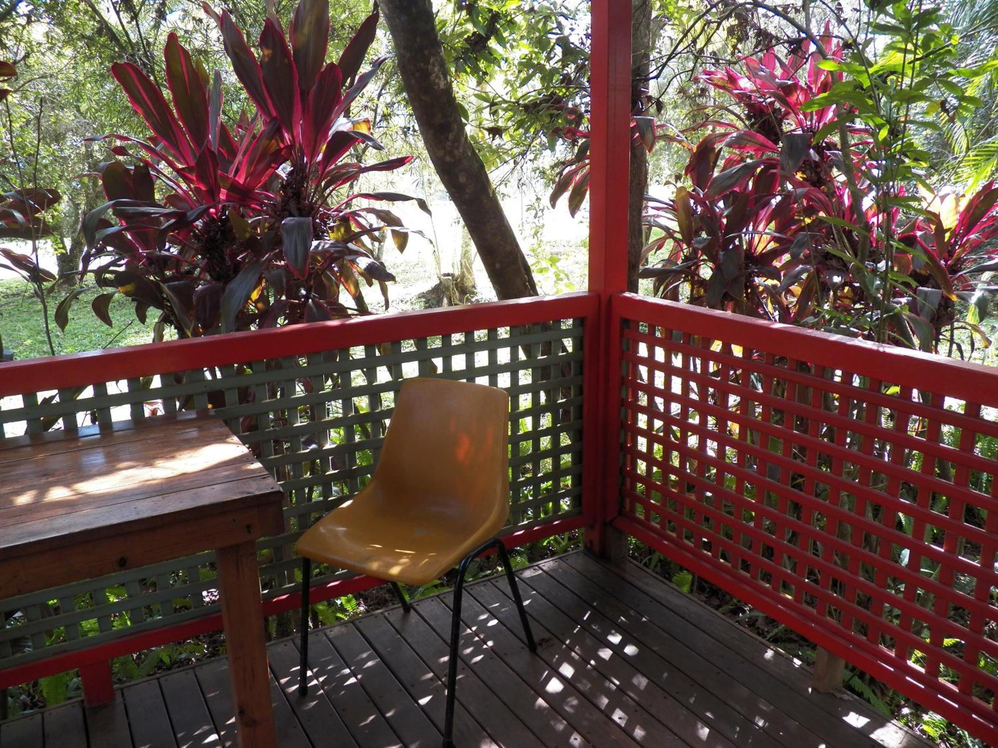 Lake Eacham Tourist Park & Cabins Δωμάτιο φωτογραφία