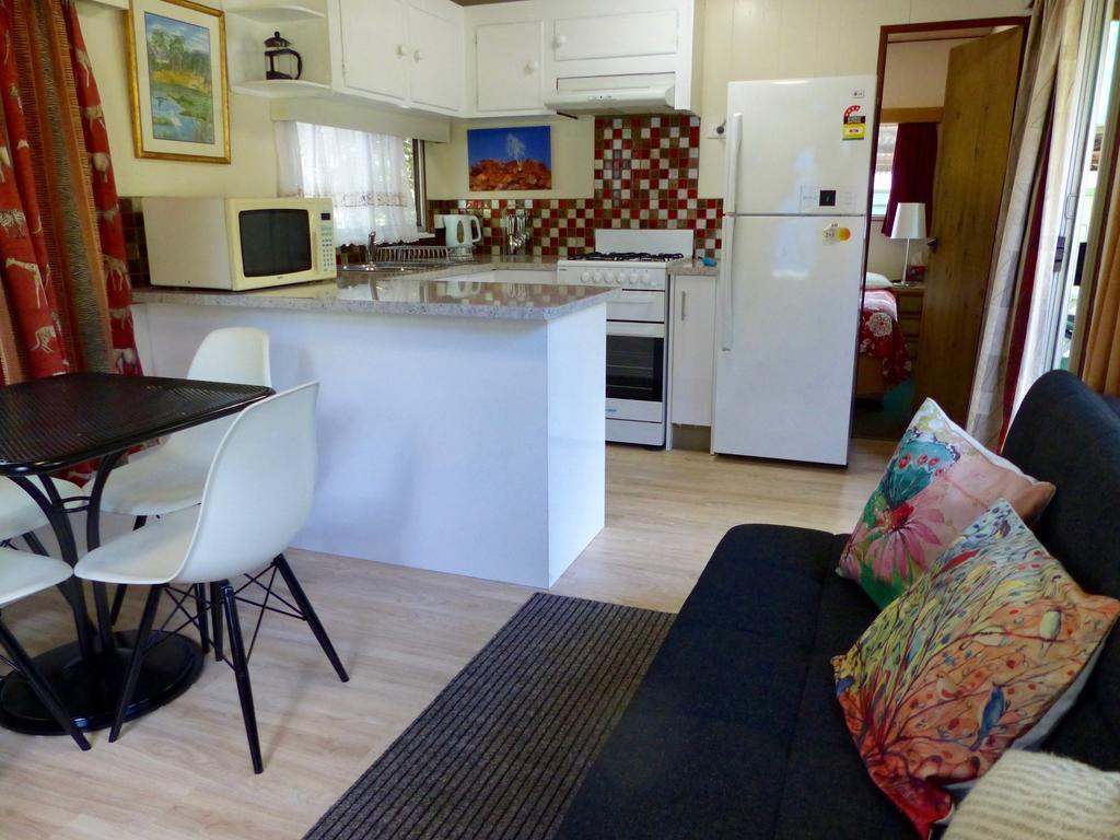 Lake Eacham Tourist Park & Cabins Εξωτερικό φωτογραφία