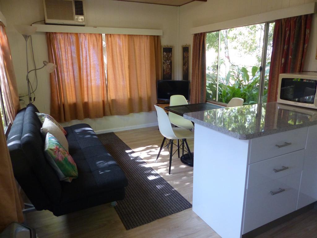 Lake Eacham Tourist Park & Cabins Εξωτερικό φωτογραφία