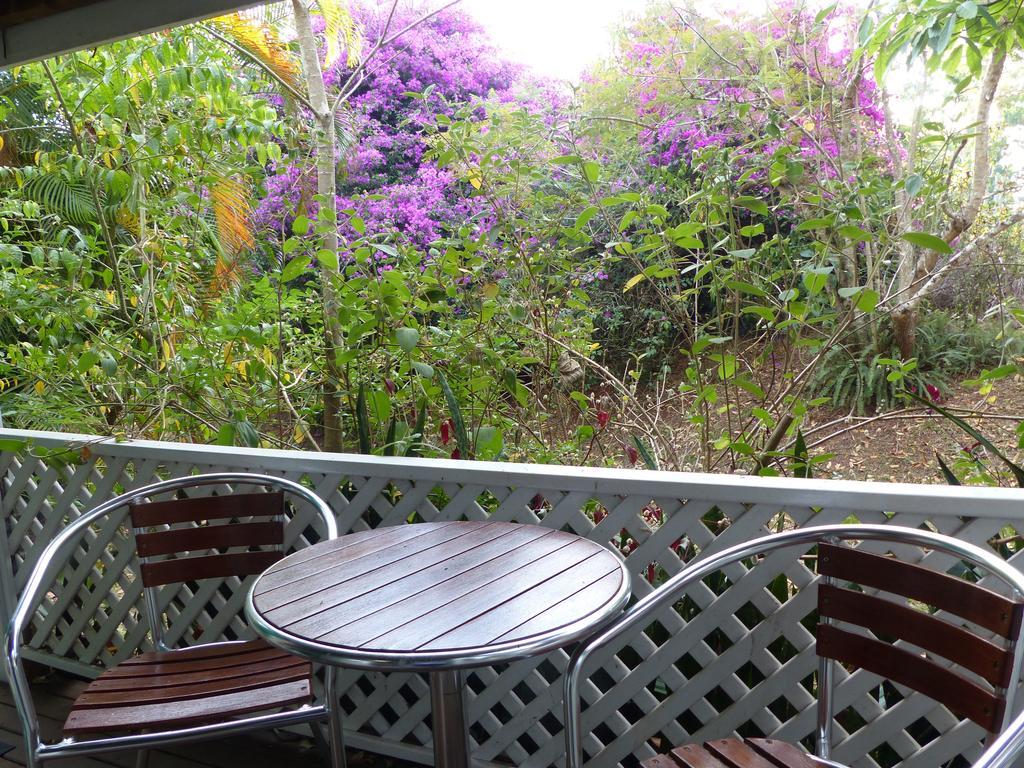 Lake Eacham Tourist Park & Cabins Εξωτερικό φωτογραφία