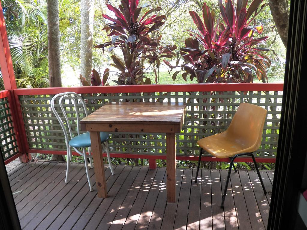 Lake Eacham Tourist Park & Cabins Εξωτερικό φωτογραφία